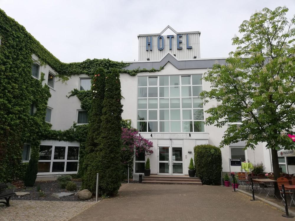 Arthotel Ambassador Wiesbaden - Free Parking Exterior foto